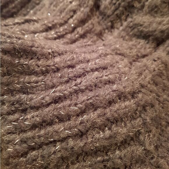 Simply Vera Wang Turtleneck Cable Knit Metallic High Low Sweater Grey Silver - Picture 11 of 13